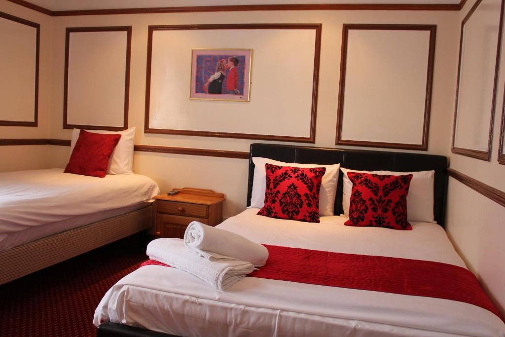 Stansted Skyline Hotel Great Dunmow Phòng bức ảnh