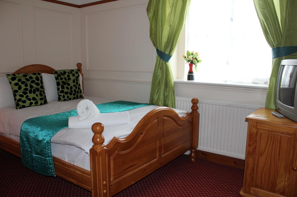 Stansted Skyline Hotel Great Dunmow Phòng bức ảnh